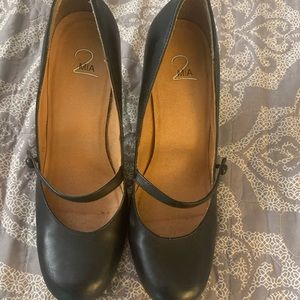 Black Mary Jane heels
